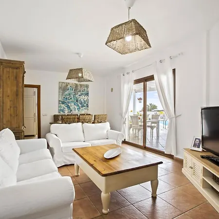 Vila Flora - Vipvipvillas Playa Blanca (Lanzarote)