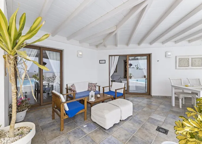 Flora - Vipvipvillas Playa Blanca (Lanzarote)