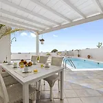 Flora - Vipvipvillas 别墅