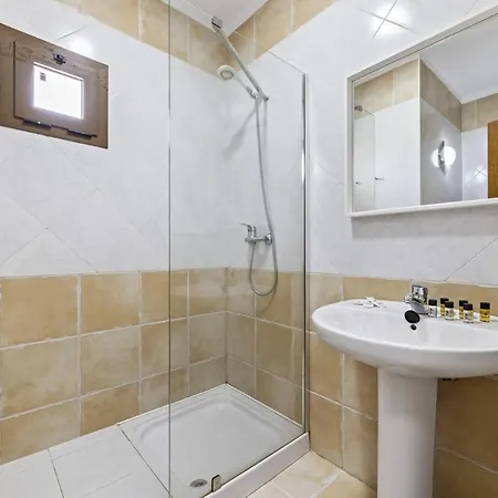 Flora - Vipvipvillas Villa