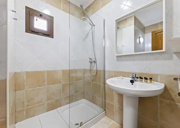 Flora - Vipvipvillas Villa