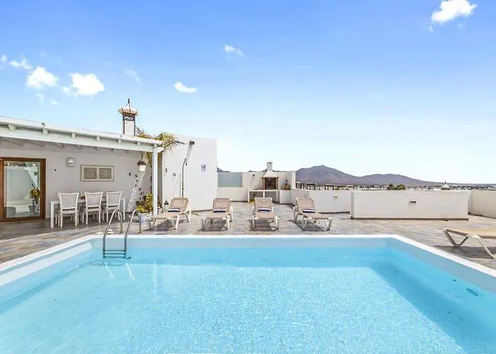 Flora - Vipvipvillas * Playa Blanca