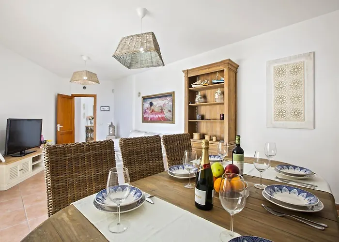 Flora - Vipvipvillas Villa Playa Blanca (Lanzarote)